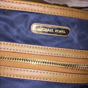 Michael Kors Kempton Crossbody Bag